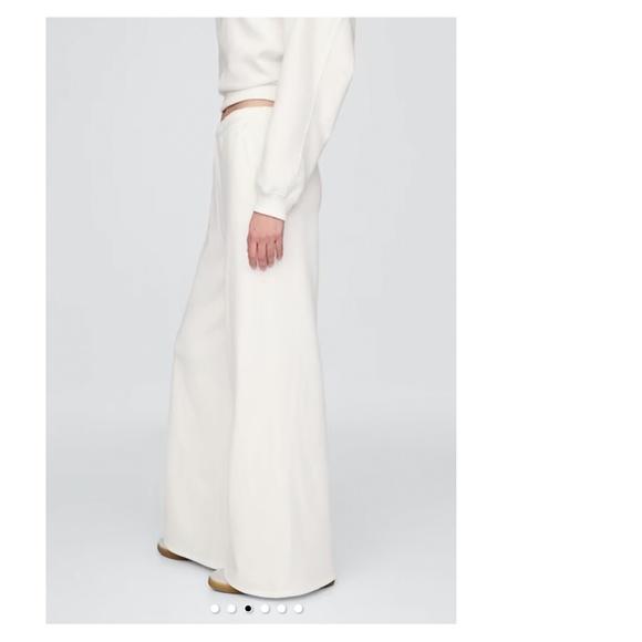 Gap Women’s VintageSoft Baggy Sweatpants - w/pockets - White - Size XS - Picture 15 of 15